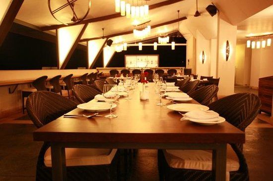 Z Rooftop Lounge Bar & Grill